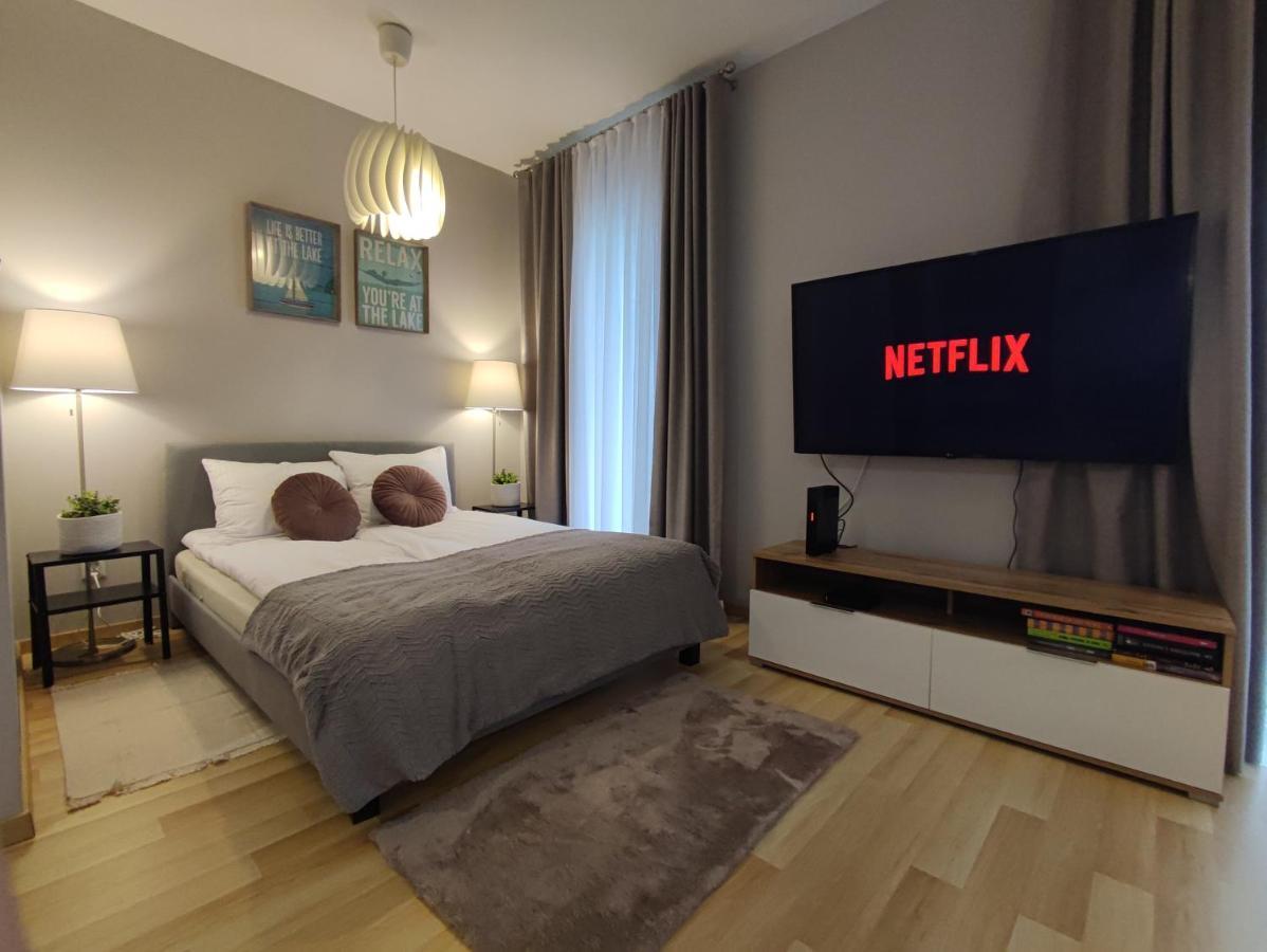 אילאווה Marina Apartment - Przy Jeziorze, Taras, Tv55" Z Netflix I Prime, Parking מראה חיצוני תמונה