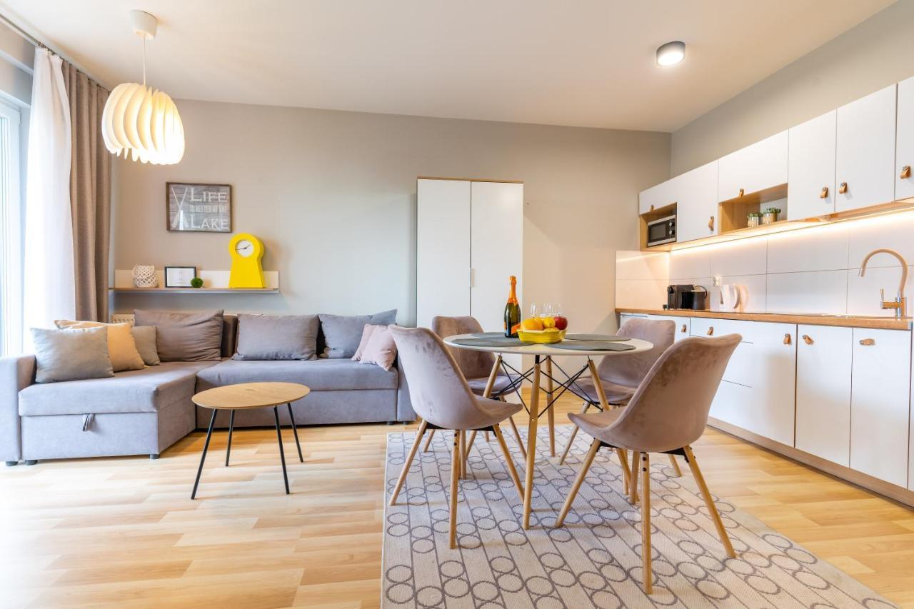 אילאווה Marina Apartment - Przy Jeziorze, Taras, Tv55" Z Netflix I Prime, Parking מראה חיצוני תמונה