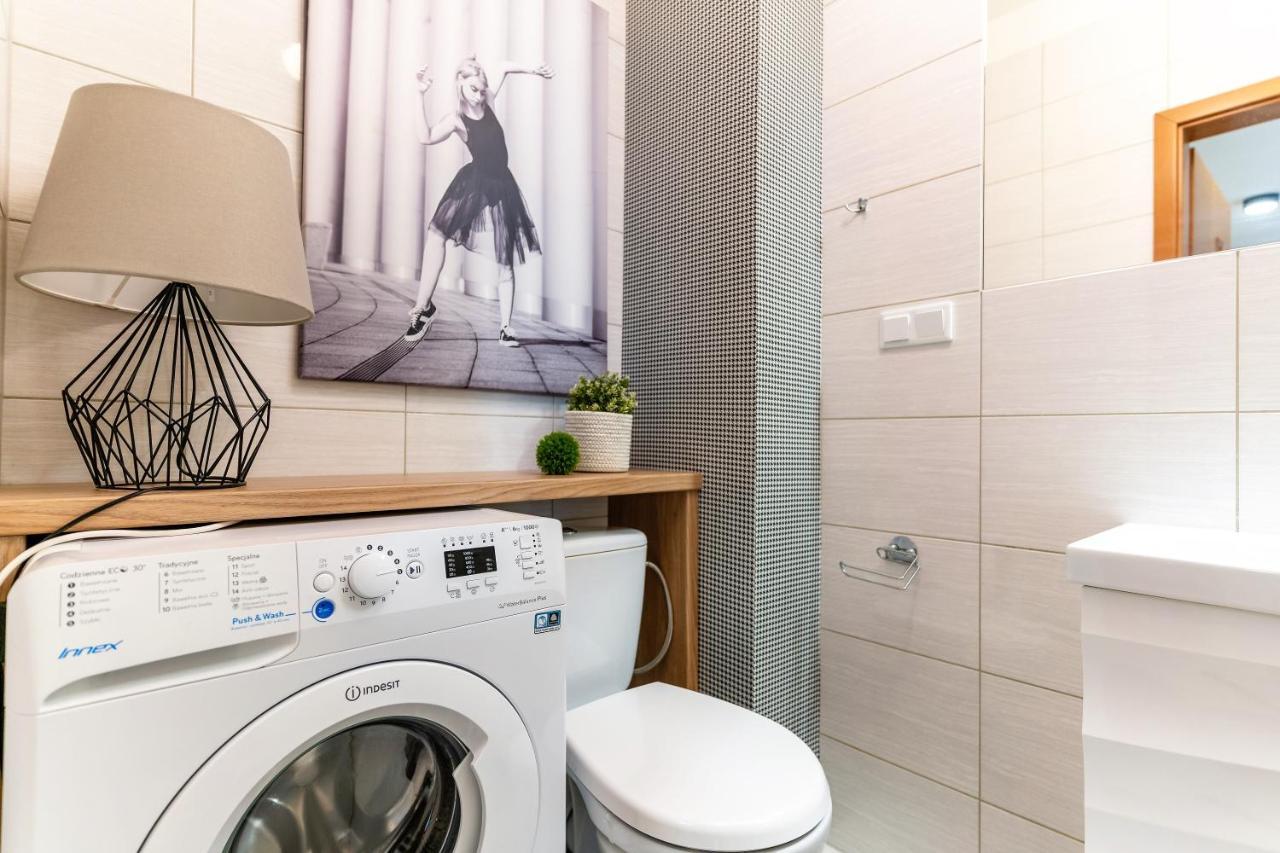 אילאווה Marina Apartment - Przy Jeziorze, Taras, Tv55" Z Netflix I Prime, Parking מראה חיצוני תמונה